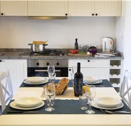 2 bedroom seaside apartments with shared pool, sleeps 4-5